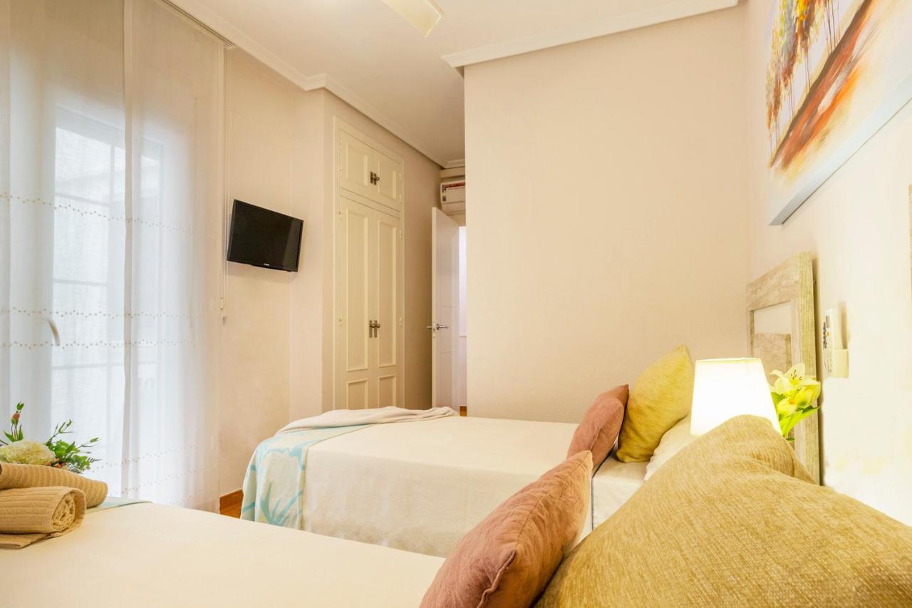 Apartamento Pink Sweet Home Torrevieja Esterno foto